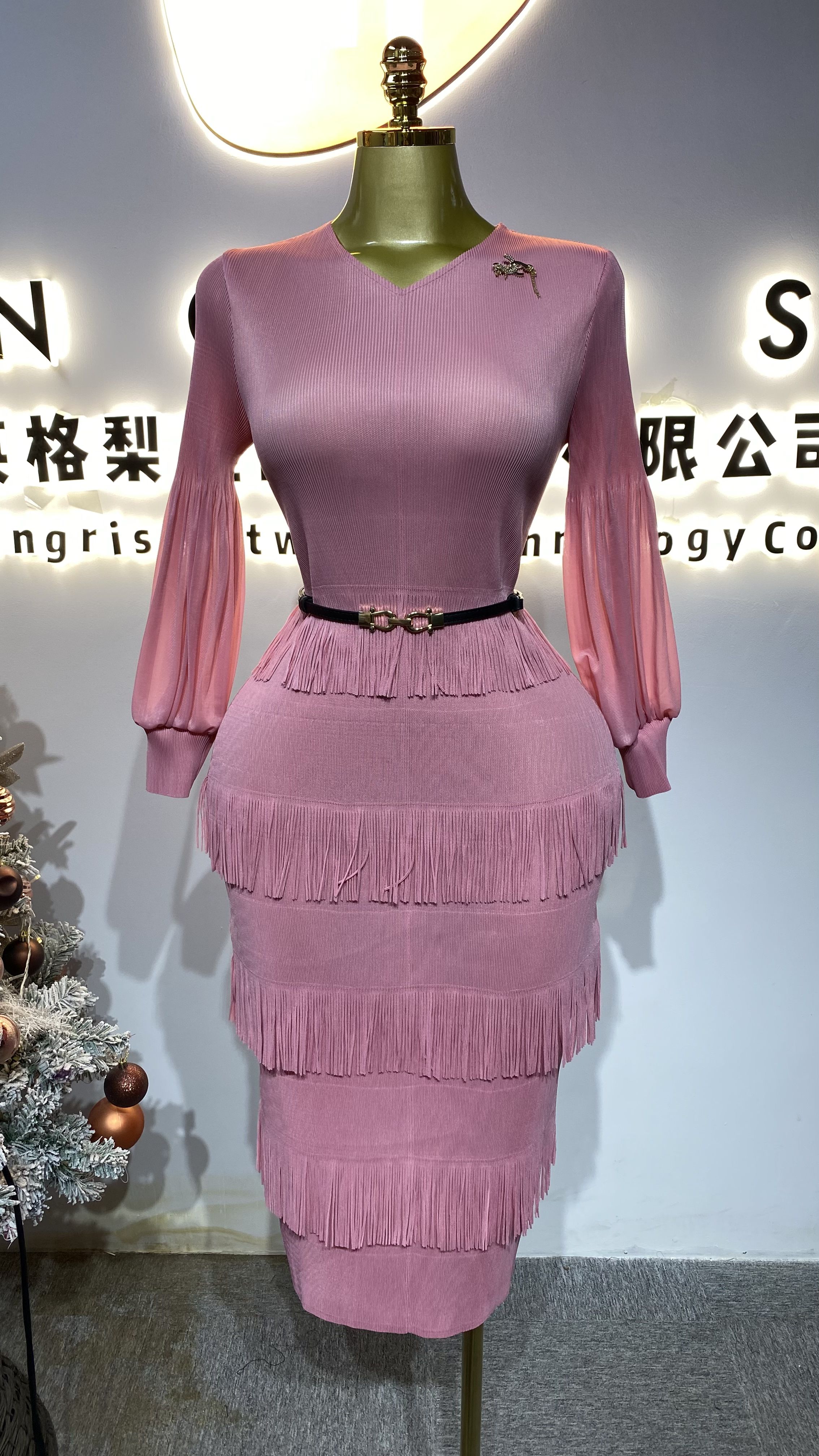 Pencil Skirt Midi - Elegant pleated skirt for summer parties,