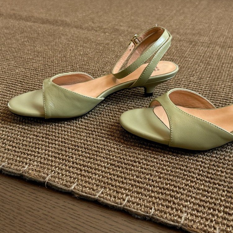 2026 Summer New Gentle Retro C - Kitten Heel Women incelemesi ve fiyatı
