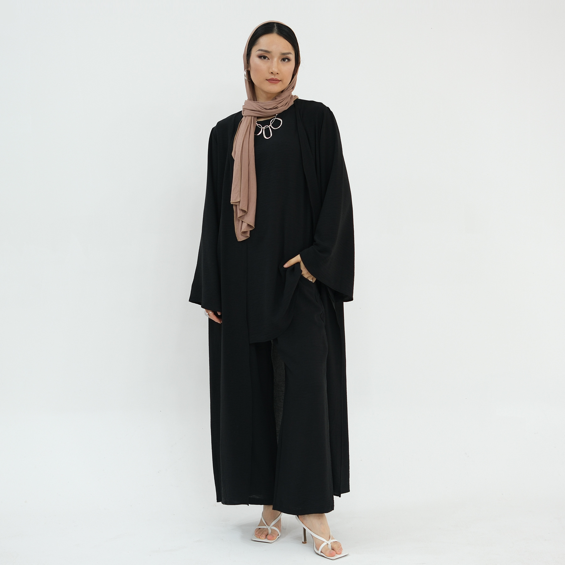 Authentic Set Contemporary Mon - Monochrome Suit Set incelemesi ve fiyatı