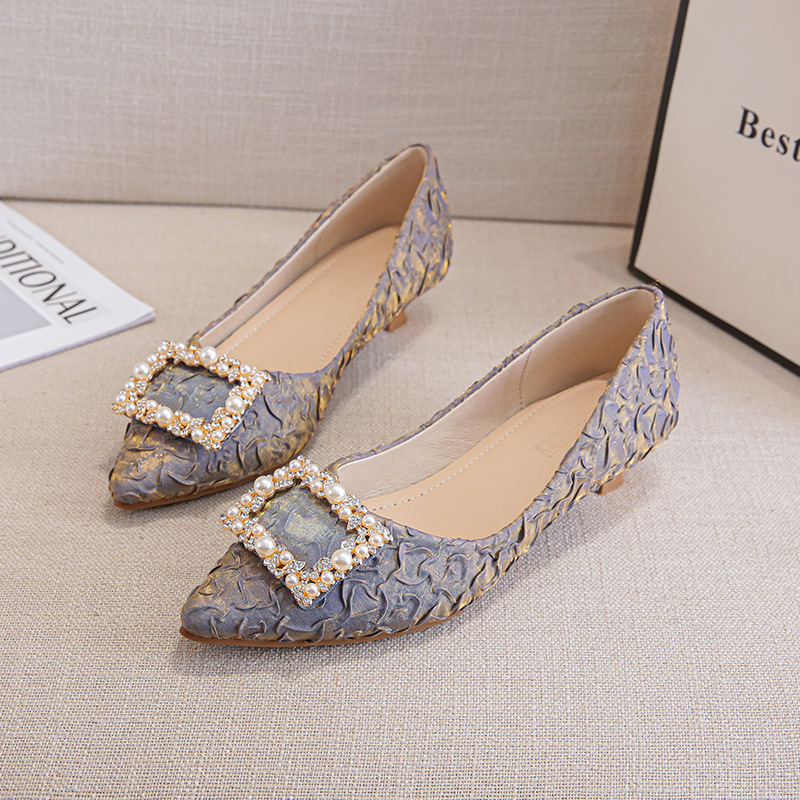 Ivory Textured Satin Pointed T - Kitten Heel Women incelemesi ve fiyatı
